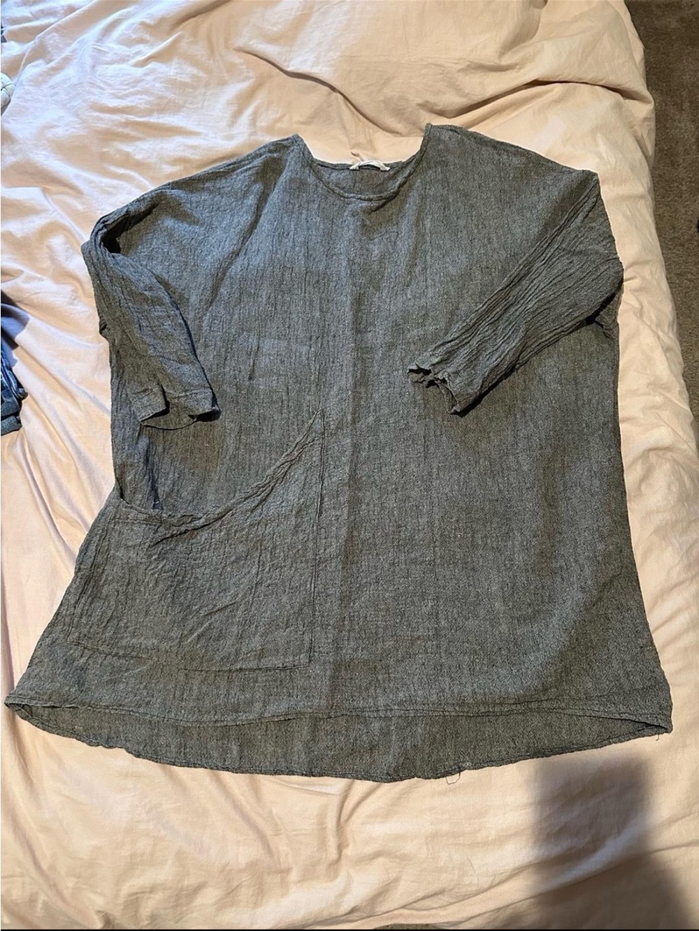 Elizabeth Suzann Harper in Gauze Linen.